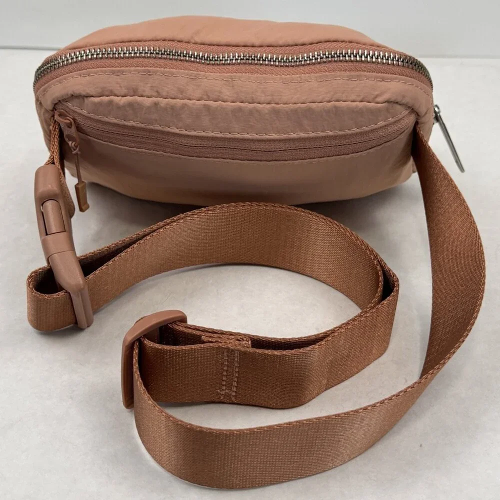 Lululemon Everywhere Belt Bag 1L Crossbody Fanny Pack Coral Pink Pastel One Size - Picture 2 of 12